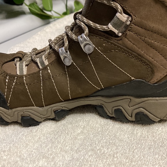 Óboz waterproof hiking boots. Size 8   Walnut color - Picture 8 of 10